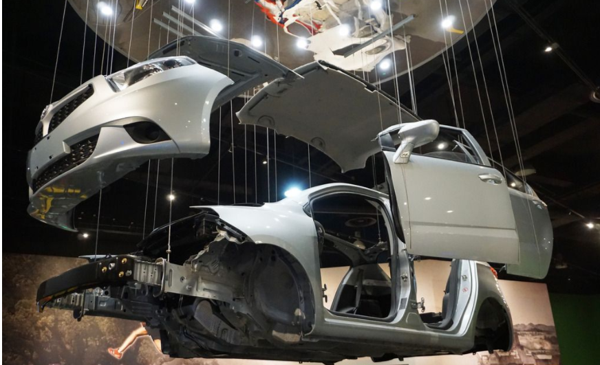 2020C4D  AE汽车分解动画工程模板3D模型素材，送你打造酷炫场景
